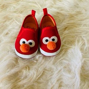 Elmo baby shoe